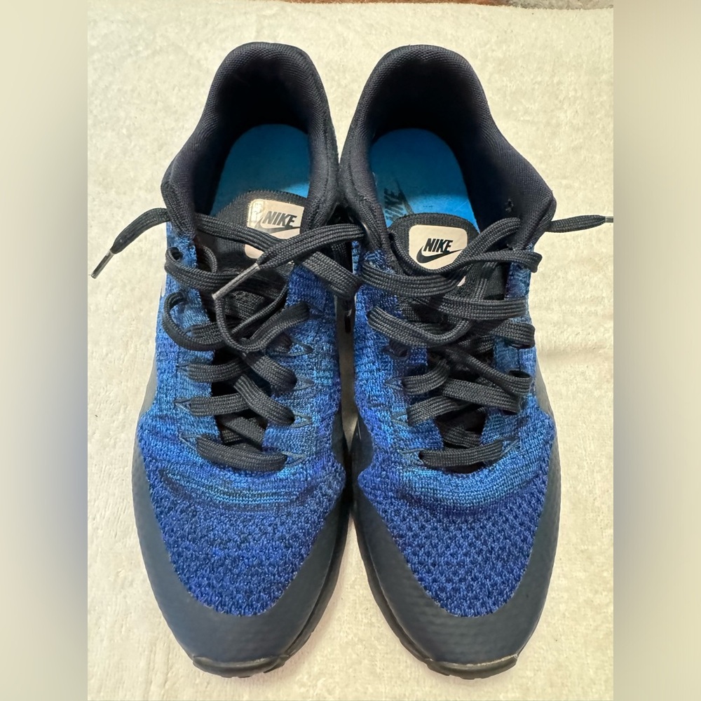 Nike Air Max 1 Flyknit